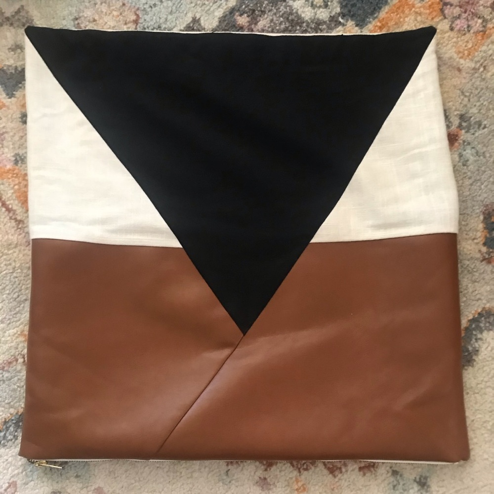Kaekoo Enid in Black Pillow Case